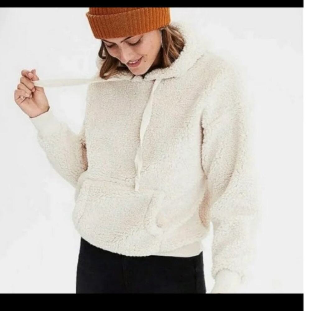 American Eagle Sherpa Fleece Hoodie Pullover in Beige Women's Medium - Picture 9 of 9